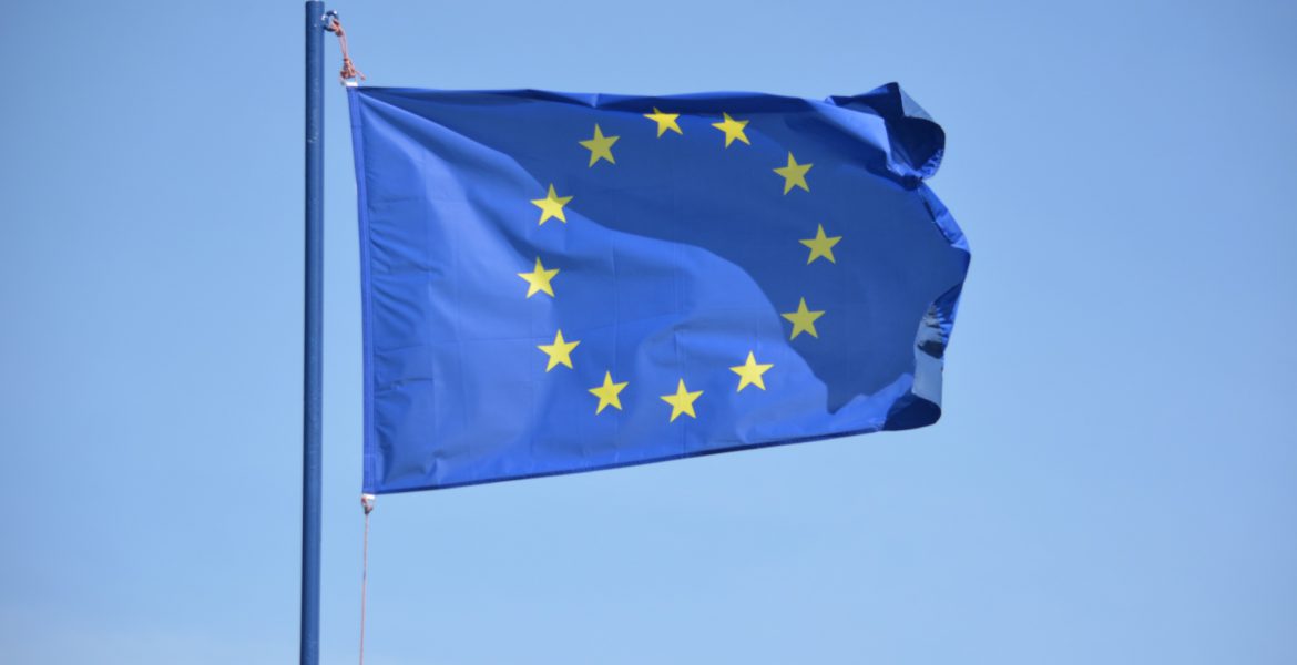 la bandiera dell'Unione europea